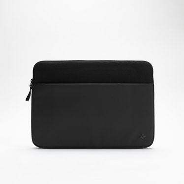 Incase A.R.C. Sleeve - MacBook Pro 16" (2021 - 2024) - Black