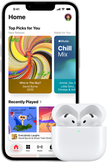 iPhone 17e, voorkant, Apple Music-app met Beginscherm geopend, naast AirPods Pro 3 in geopende MagSafe-oplaadcase